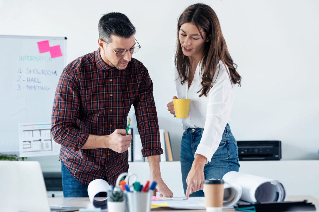 A marketing staff teaching a company representative about B2C